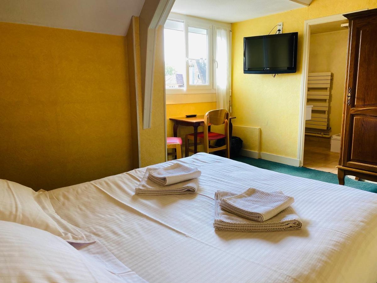 Hotel De La Poste Falaise  Eksteriør bilde